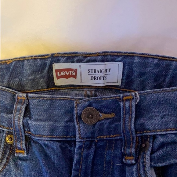 Levis Straight Leg Jeans - Picture 3 of 3